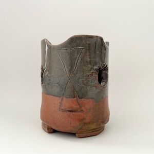 Handmade Studio Pottery Planter Rustic Earthy Organic Aztec Artist Signed 5 in